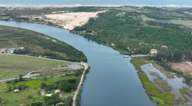 Ponte que vai substituir balsa está saindo do papel após décadas de espera cortando 20 km de caminho