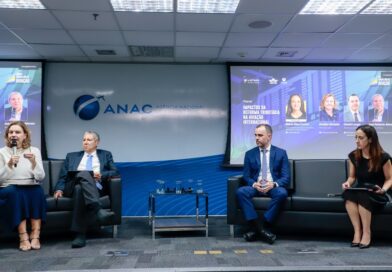 Autoridades públicas e especialistas debatem custos operacionais e segurança jurídica no setor aéreo