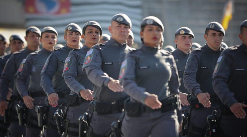 Governo de São Paulo forma mais de 1 mil novos policiais militares